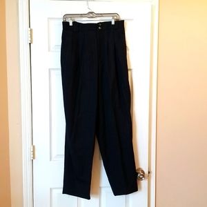 Woman's Plus Size Fashion  Trousers
